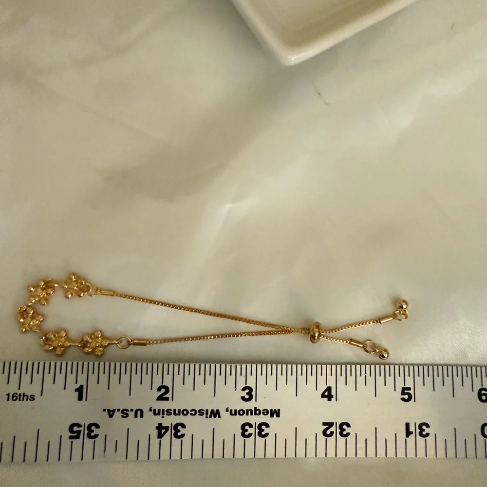 Elegant Gold-tone Fashion Bracelet with Crystal Accents